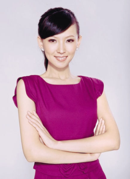 《中国梦想秀》黑马女主持亚丽出击