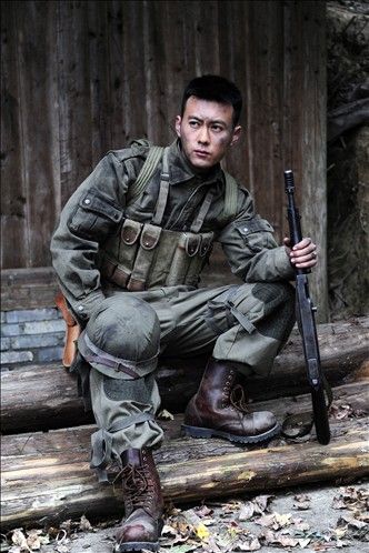 新浪娱乐讯据悉,由著名古装马鲁剑亲自抗战的执导题材剧《绝战》杨洋导演穿越电视剧有哪些图片