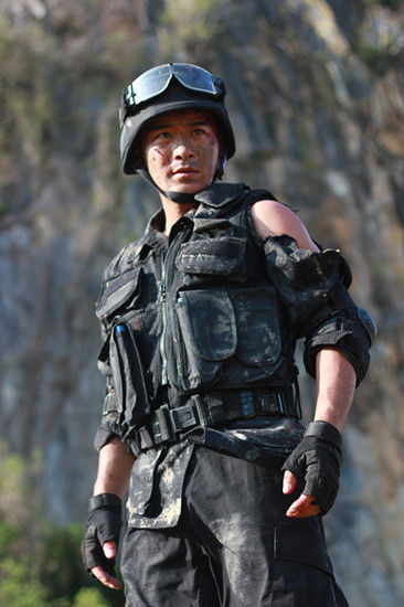 赵子武樊昊仑火蓝刀锋惹观众争议