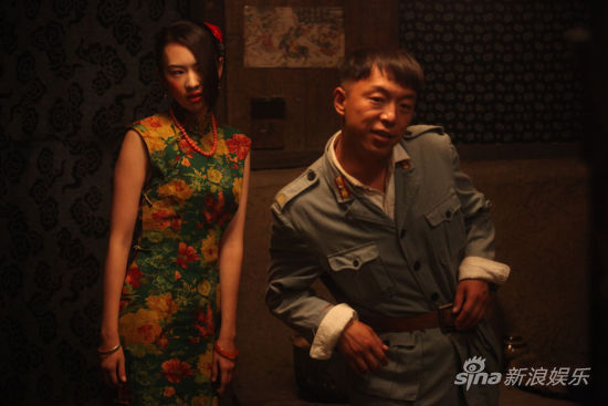 民兵葛二蛋童瑶假扮窑姐风情万种