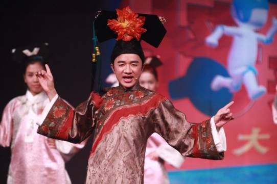 王祖蓝首登央视《墙来啦》变身容嬷嬷