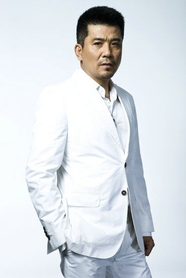 孙淳获导演表演大典最佳男配角感谢张黎