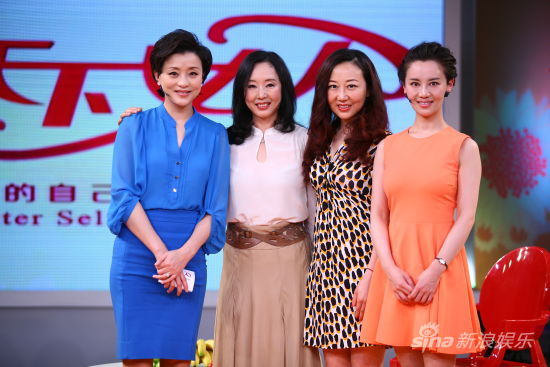 《天下女人》杨澜专访严歌苓 叶璇道歉
