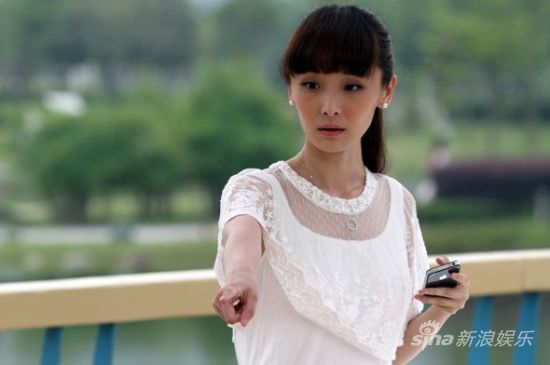 李曼《等待绽放》演饰秦冰