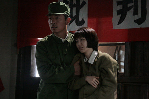 邢佳栋《养父的花样年华》饰演郎德贵