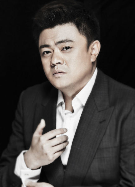 由资深导演刘全玮执导,著名影视演员高明,朱琳以及吴健,高亮等主演