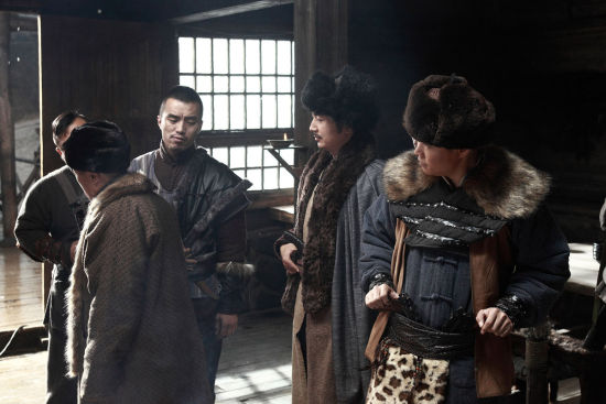 武强再度"抗战救国" 武强,小沈阳 新浪娱乐讯 电视剧《谁是真英雄》
