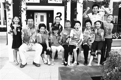 午马、郑佩佩加盟《家有儿女新传》为剧集加分不少。