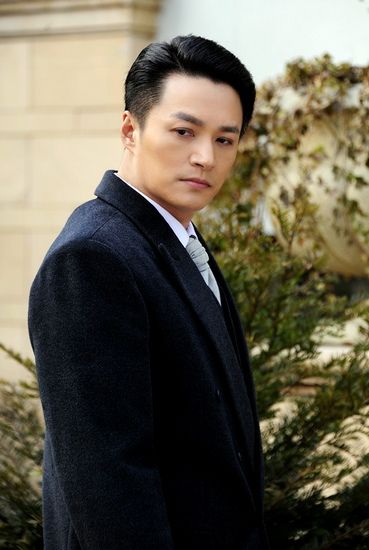 《孤胆英雄》迷雾重重 郑国霖深陷不伦恋