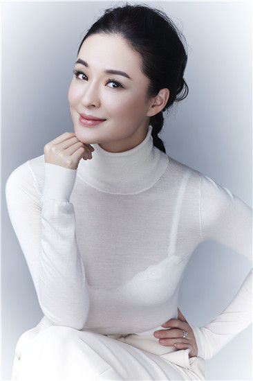 《湄公河》御姐于越化身舞女造型