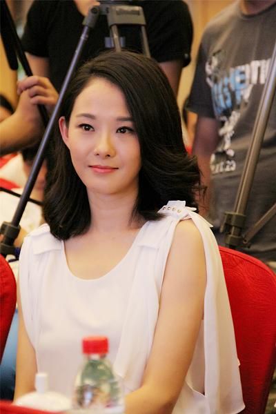 《马向阳》刘滢上演现代感小寡妇