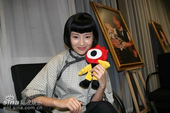 图文：《还君明珠》主创--董洁感谢网友支持