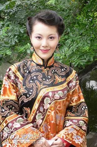 《上海王》刘雨鑫美艳出场“折磨”袁立(组图)
