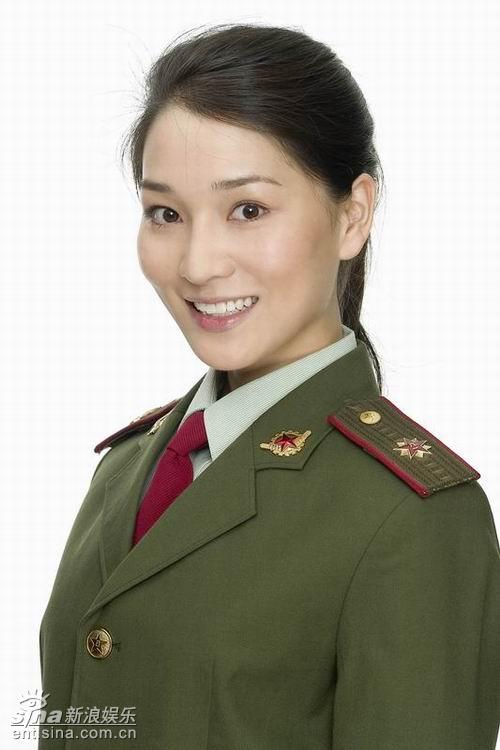 陈蓉军装造型