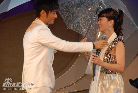 ��Ⱥ��ҫ�������߽���۹������۲�����(��ͼ)