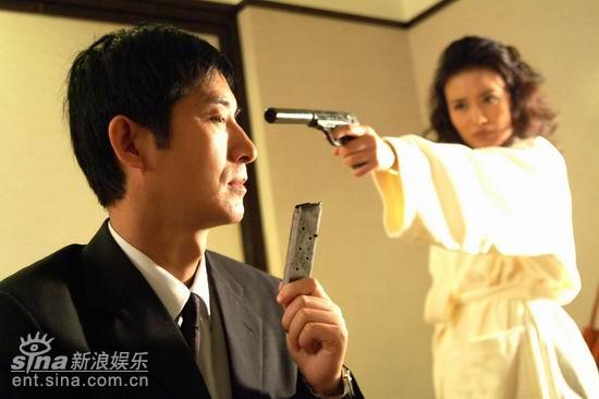 马跃万美汐《生死英雄》中上演生死较量(组图)