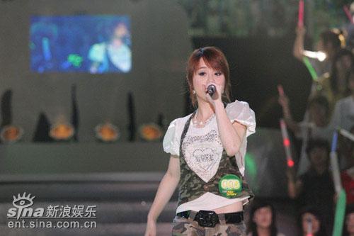 ͼ�ģ��������ֱ���ܵ��ĳ�--ż������Ӱ�