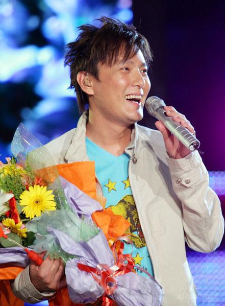 组图:《同一首歌》走进农大 群星庆祝北京奥运