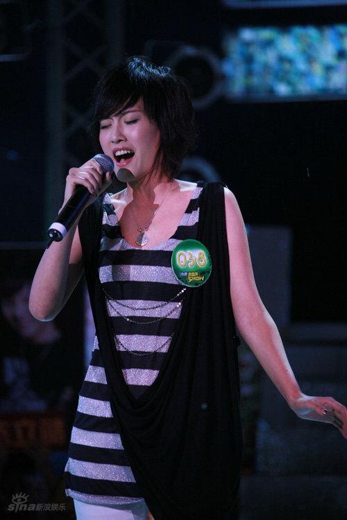 图文:我型我秀20强晋级赛--36号演员尹姝贻