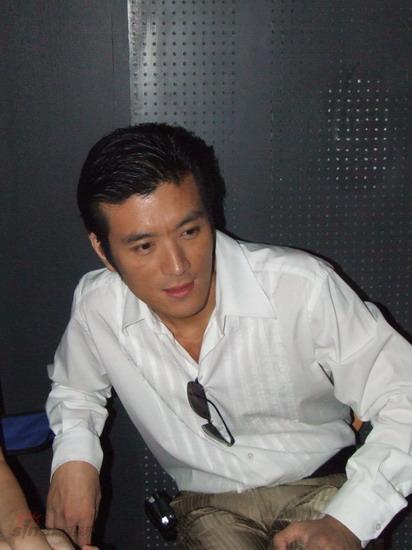 图文：《丁家有女喜洋洋》热拍--杨子看屏幕