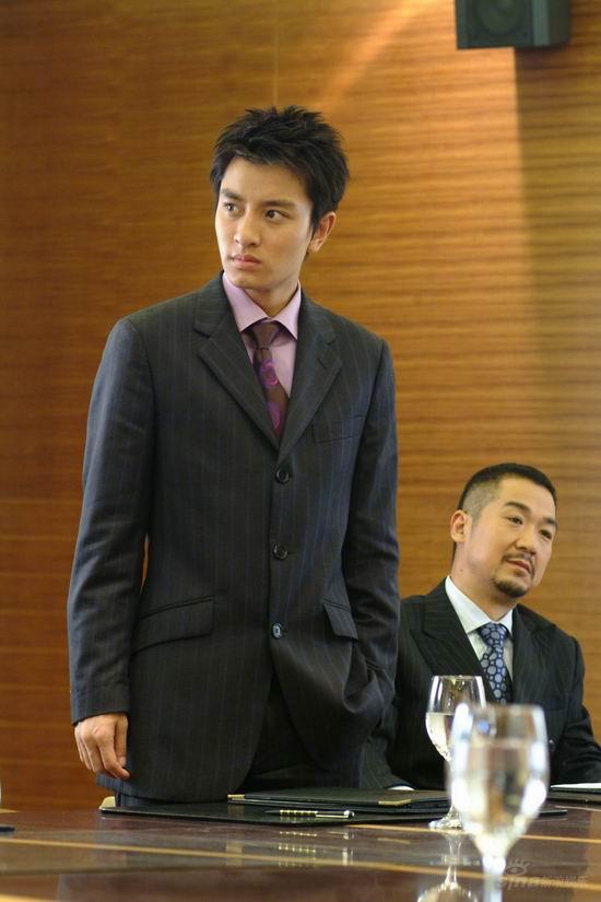 贾乃亮演技获称赞人气飙升片约不断(组图)