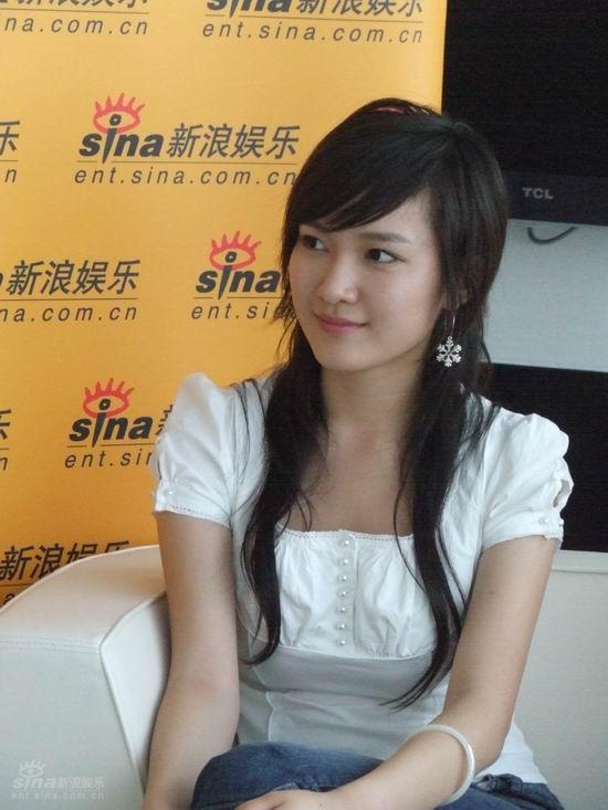 图文《夜来风雨》主演聊天-张子琪美丽大方