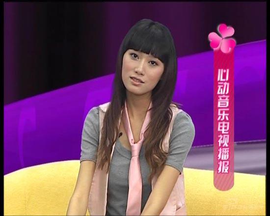 李斯羽做客《心动吧》 上演精彩主持秀(组图)