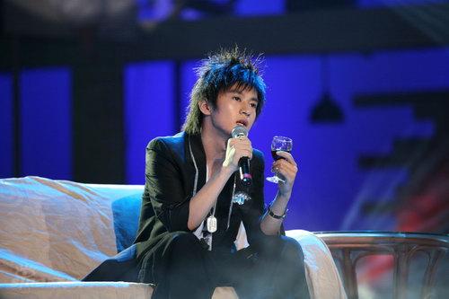 图文:型秀13进10--国民小歌王臧赫