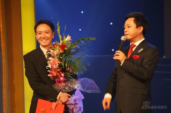 图文：第26届飞天奖--优秀男演员李幼斌微笑
