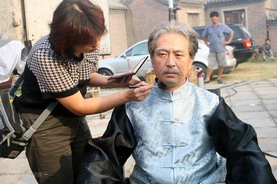 图文：电视剧《百年往事》开拍--主演张嘉译