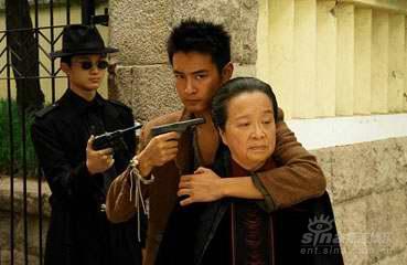 《海上传奇》斯琴高娃王雨演绎海盗母子(组图)