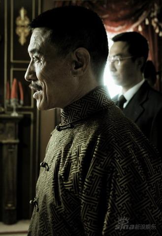 杜志国《江湖兄弟》与何赛飞成“夫妻”(组图)