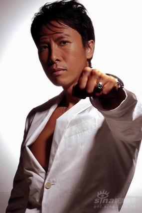 甄子丹评说功夫之星形象代言人首次亮相(组图)