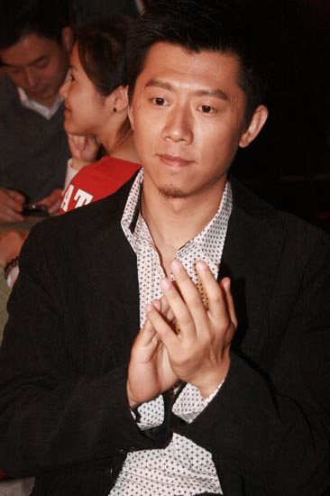 图文：宁财神新剧开机--夏雨塑造商界精英