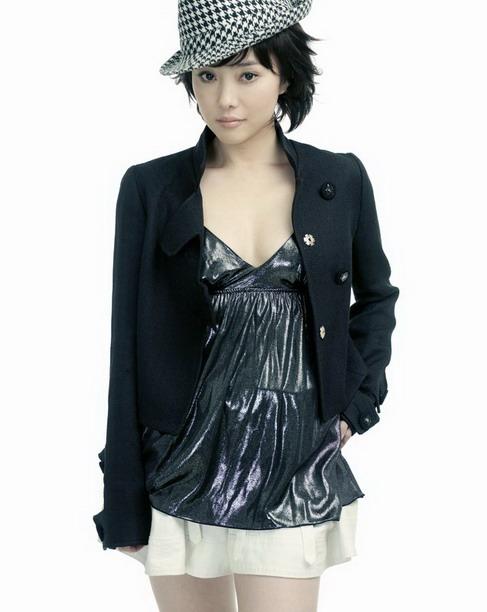 刘园园新戏中受伤不停工 学习成龙精神(组图)