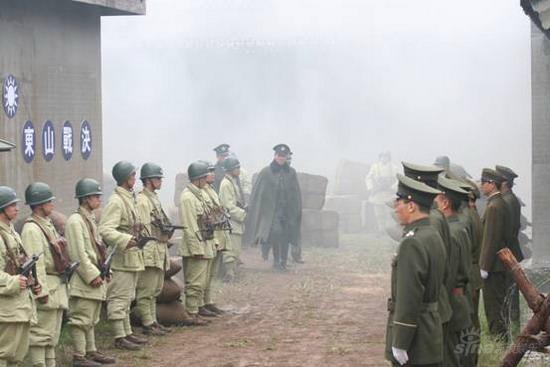 李幼斌电视剧《红日》中耍尽牛脾气(组图)