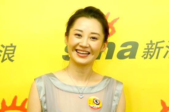 图文：许晴于和伟聊《局中局》--许晴阳光笑容