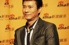 郑少秋归亚蕾做客新浪聊《荣归》首次携手合作