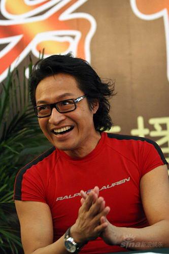 图文：《为你燃烧》首播见面会--马景涛表情可爱