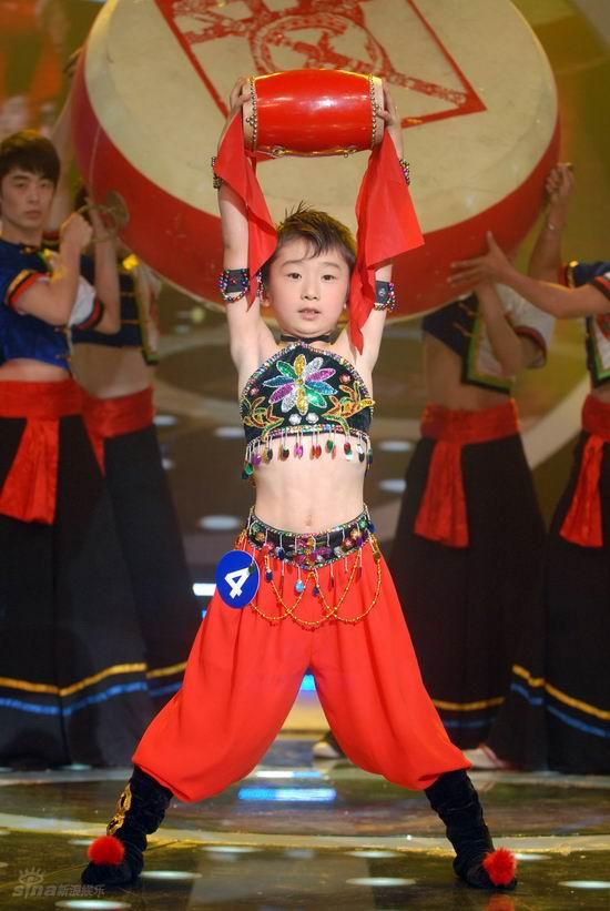 图文:《非常6+1》暑期儿童系列节目(7)