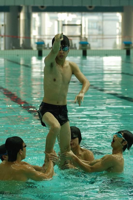 周日直播真男孩11进10 林依轮担任评委【图】