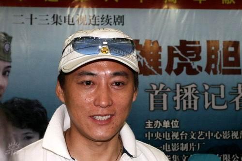 见面会--刘小锋接受采访