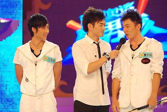 图文:真男8进6淘汰赛--江韦良曹宇辰pk