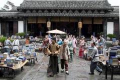张国立：《中国往事》晒书晒人晒心情(组图)