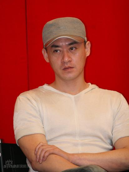 图文:《草原春来早》发布会--演员修庆