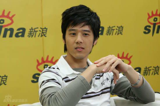 图文：吴尊胡宇崴聊《阿鼻剑》-胡宇崴沉静一面