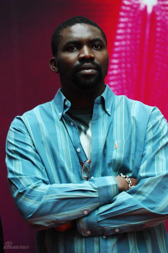 者会-黑人小伙儿郝歌