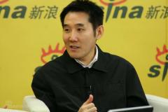 海岩携主演张峻宁聊《五星大饭店》(组图)