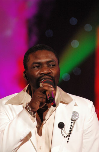 吉杰魏晨璐丹撑着名声大震残破脸面（图）