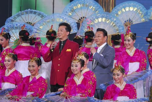 图文:2008央视春晚-郁钧剑蒋大为